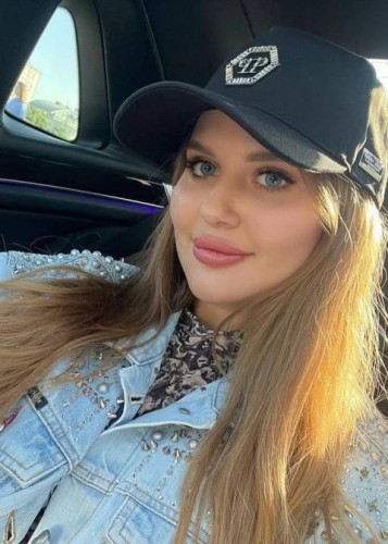 Глория, Г. Армавир